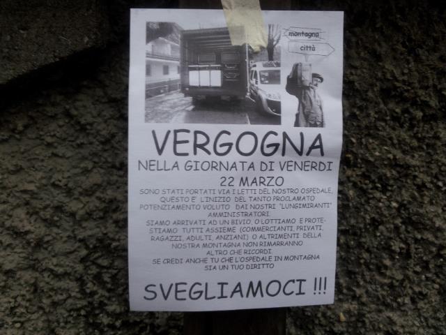 Ospedale di S. Marcello, montagna tappezzata di volantini 