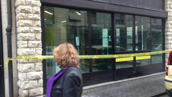 Poste allagate, costrette a chiudere
