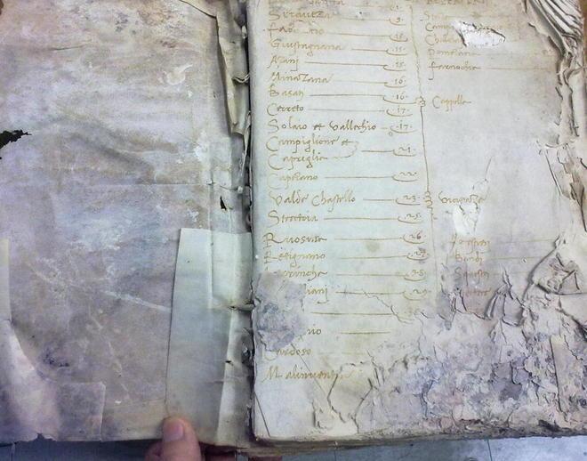 Sos per l’archivio storico «Cosa si fa per salvarlo?»