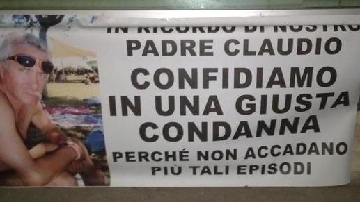 «Giustizia per Claudio Costanzo» Fiaccolata in via Cossa