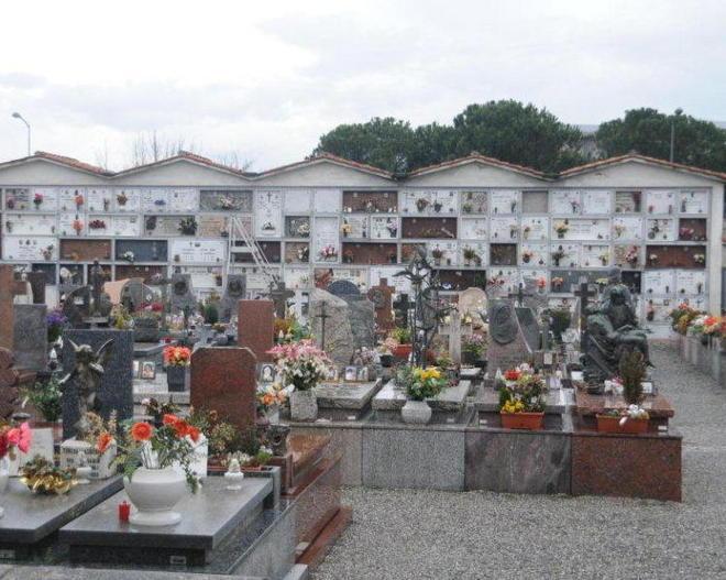 Ladri in azione al cimitero di San Filippo 