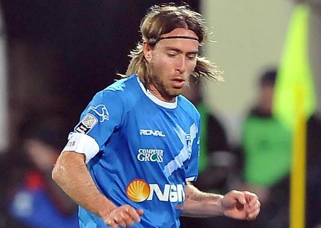 Il bomber Tavano braccato da capitan Moro