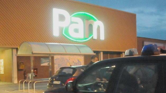 Ai domiciliari i banditi della Pam