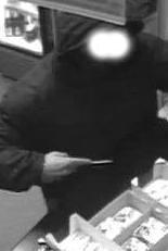 Resta in carcere il rapinatore della videoteca Video Vip