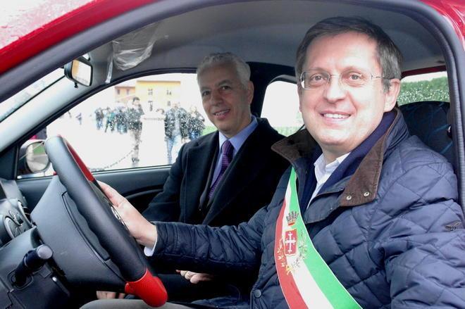 Auto blu multata, il sindaco Filippeschi: «Rimborserò il Comune» 