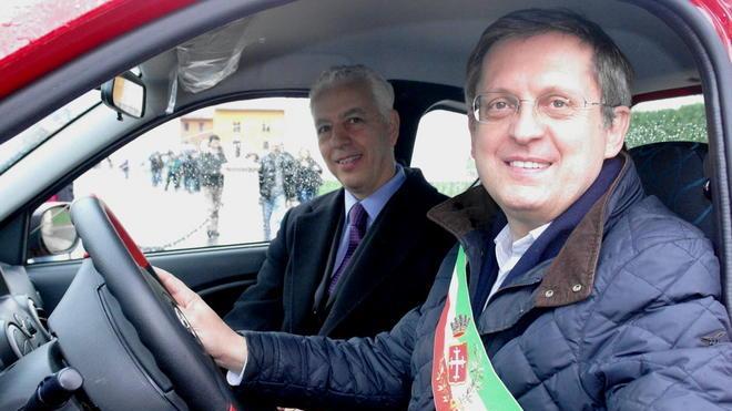 Auto blu multata, il sindaco Filippeschi: «Rimborserò il Comune»