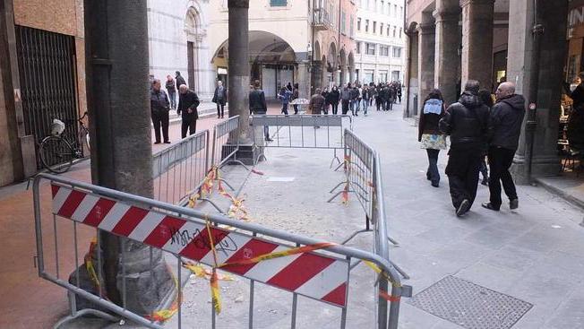 Calcinacci in bella vista nel salotto buono della città
