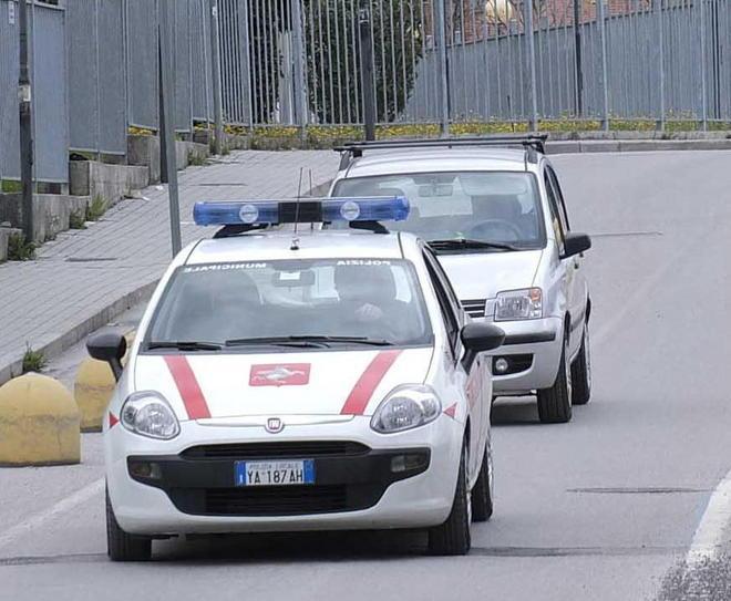 Parcheggi a Cisanello in mano agli abusivi Cittadini preoccupati 
