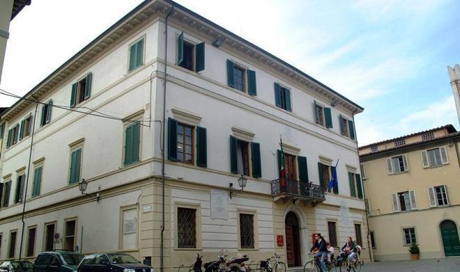 Il Comune riduce il numero di auto blu