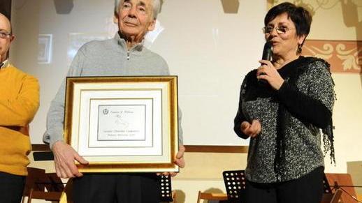 Bibbona premia Campatelli, cantore del paese in versi