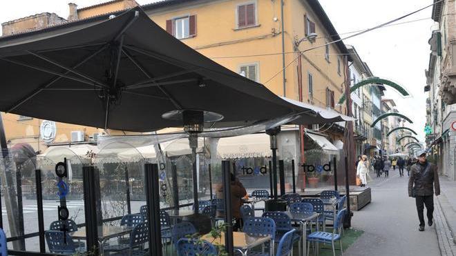 Due persone in più a lavorare e questo grazie al gazebo