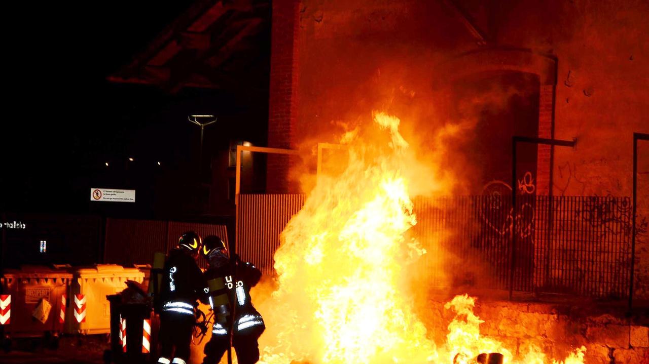 Inferno a Certaldo: 4 roghi, distrutta un’ambulanza Scatta la sottoscrizione per comprarne una nuova