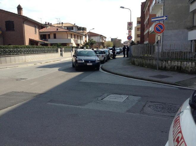 Eredita una villa di 19 vani ma non vuol lasciare la casa popolare 