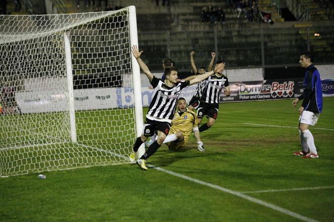 Viareggio battuto dal Latina per 2-1 nella finale di andata della Coppa Italia 