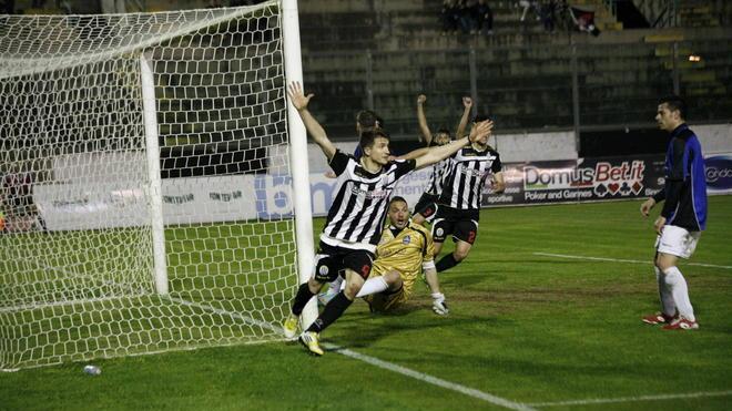 Viareggio battuto dal Latina per 2-1 nella finale di andata della Coppa Italia