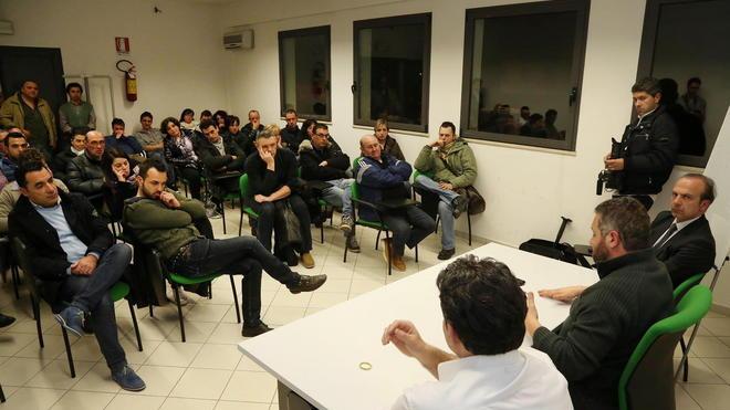 Il sindaco gela i commercianti: «Niente telecamere»
