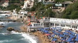 Anche 3mila euro per godersi un’estate sotto l’ombrellone