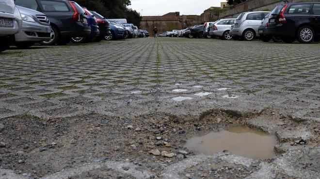 Il parcheggio degli Arcieri è pericoloso