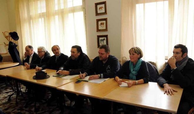 Primarie, i Cinque Stelle stroncano tutti i candidati 