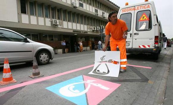 Parcheggi gratuiti per donne incinte o con figli fino a 12 mesi 