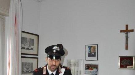 Maresciallo fuori servizio arresta un ladro in fuga