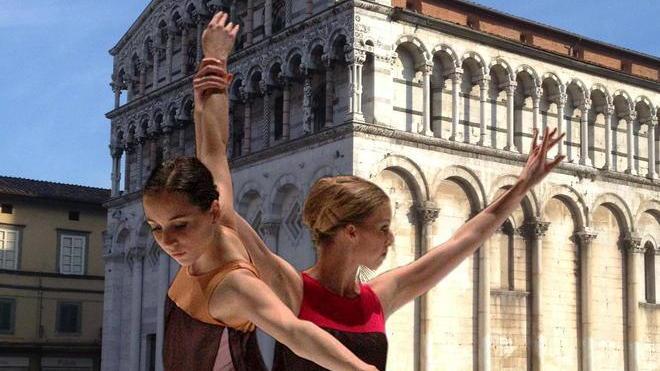Musica e danza in sette piazze del centro