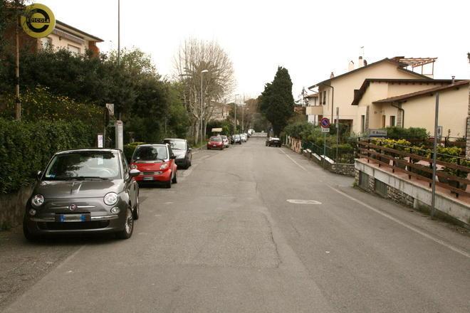 Via Macchiaioli, si sperimenta il senso unico 