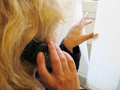 Stalking, imprenditore settantenne accusato dall’ex socia in affari 