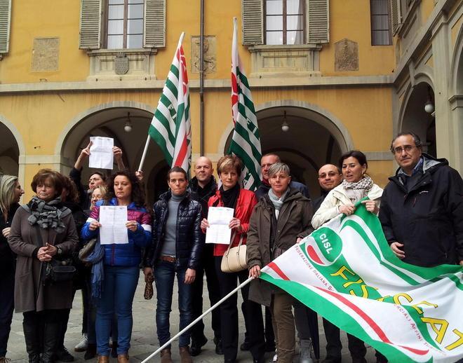 Pam, il sindaco Cenni: «Il Comune non fa il tifo per nessuno» 