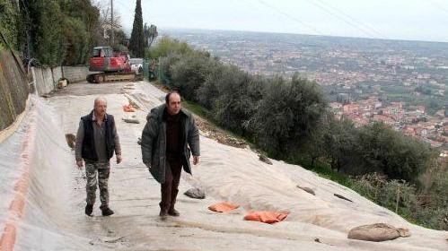 Il trekking nel paese franato