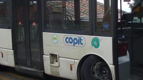 «Bus sporchi e vecchi da Poggio per Firenze»