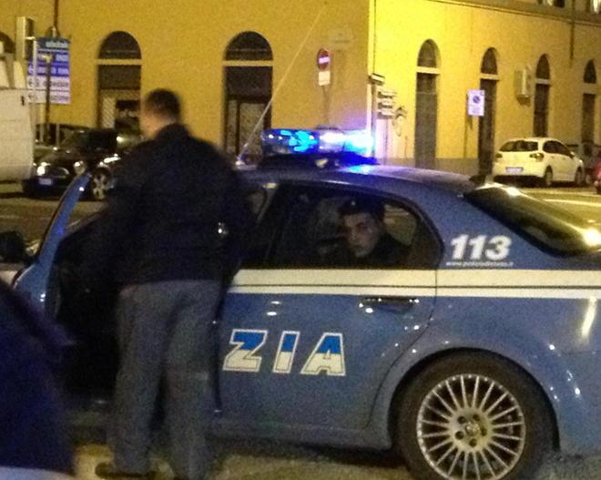 Controlli in piazza della Repubblica, espulsi dieci stranieri 