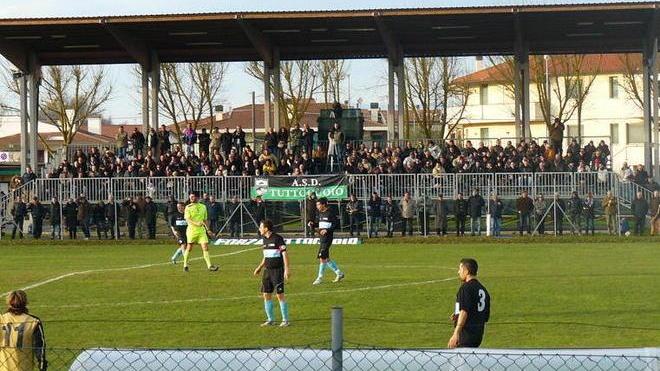 Il “Leporaia” cambia per ospitare 400 tifosi rossoneri