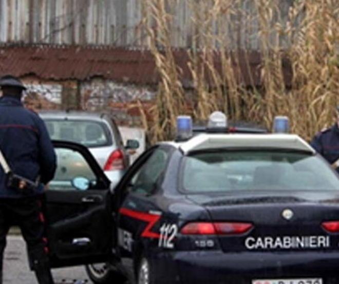 Dalla mamma e al lavoro con l’auto dell’ente: denunciato 
