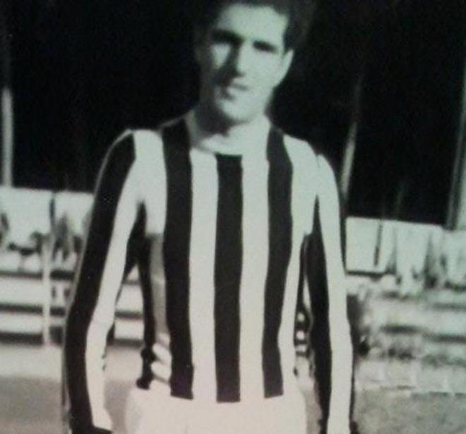 È morto Luciano Puntoni Aveva giocato nel Viareggio