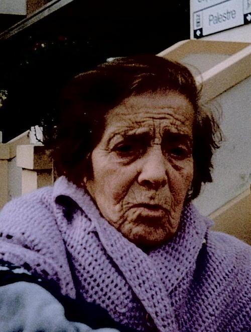 Avenza dà l’addio a nonna Angelina 