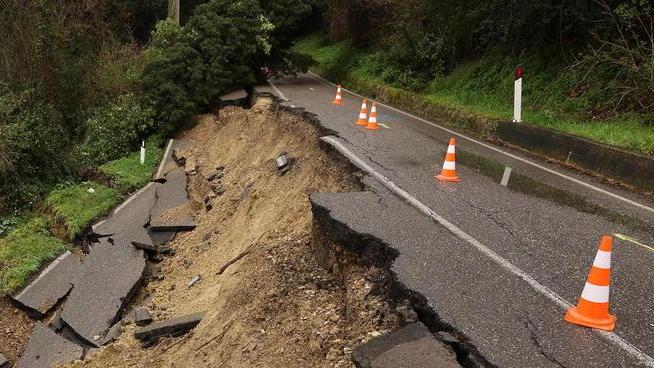 Indagini geologiche in via Romita dopo la maxi-frana