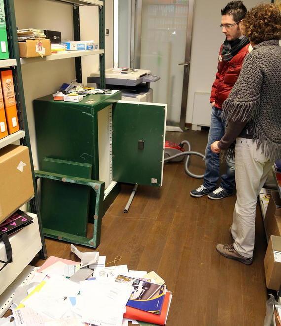 Irruzione nella fabbrica Rosselli svuotata la cassaforte nella notte 