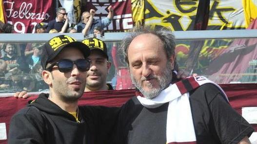 Tifosi greci in curva per il gemellaggio