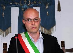 Dissesto statico in due cantine dichiarate inagibili 
