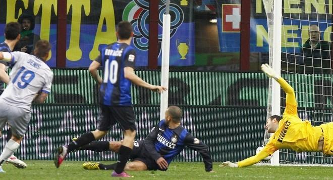 Denis, El Tanque, asfalta l’Inter 