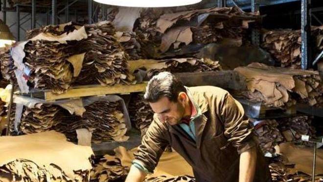 Export, bene le calzature ma rallenta la concia