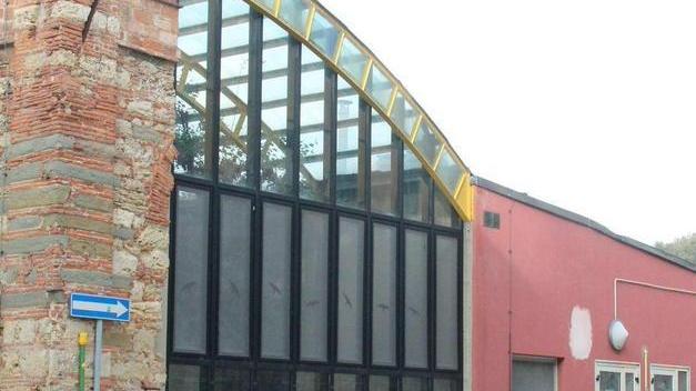 Teatro San Marco, cumulo di rifiuti