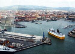 Livorno, via libera all’intervento per allargare il canale di accesso 