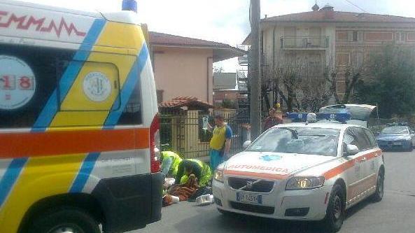 Muore per un malore mentre passeggia