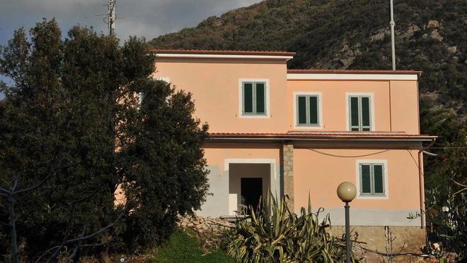 L’ex scuola diventa un presidio per far rivivere Colle d’Orano 