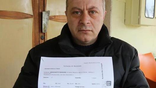 Agguato al sindacalista all’uscita dall’azienda