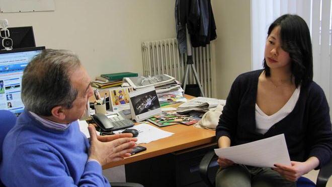 Malia Zheng intervista Milone: "Non crede di avere un'ossessione per i cinesi?"