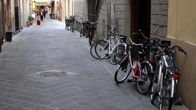 Empoli: la “guerra” alle biciclette abbandonate scatterà lunedì