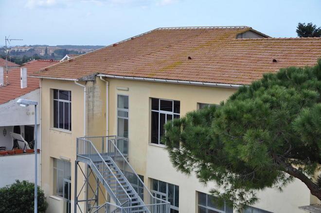 Serviranno 400mila euro per rifare il tetto alla scuola 